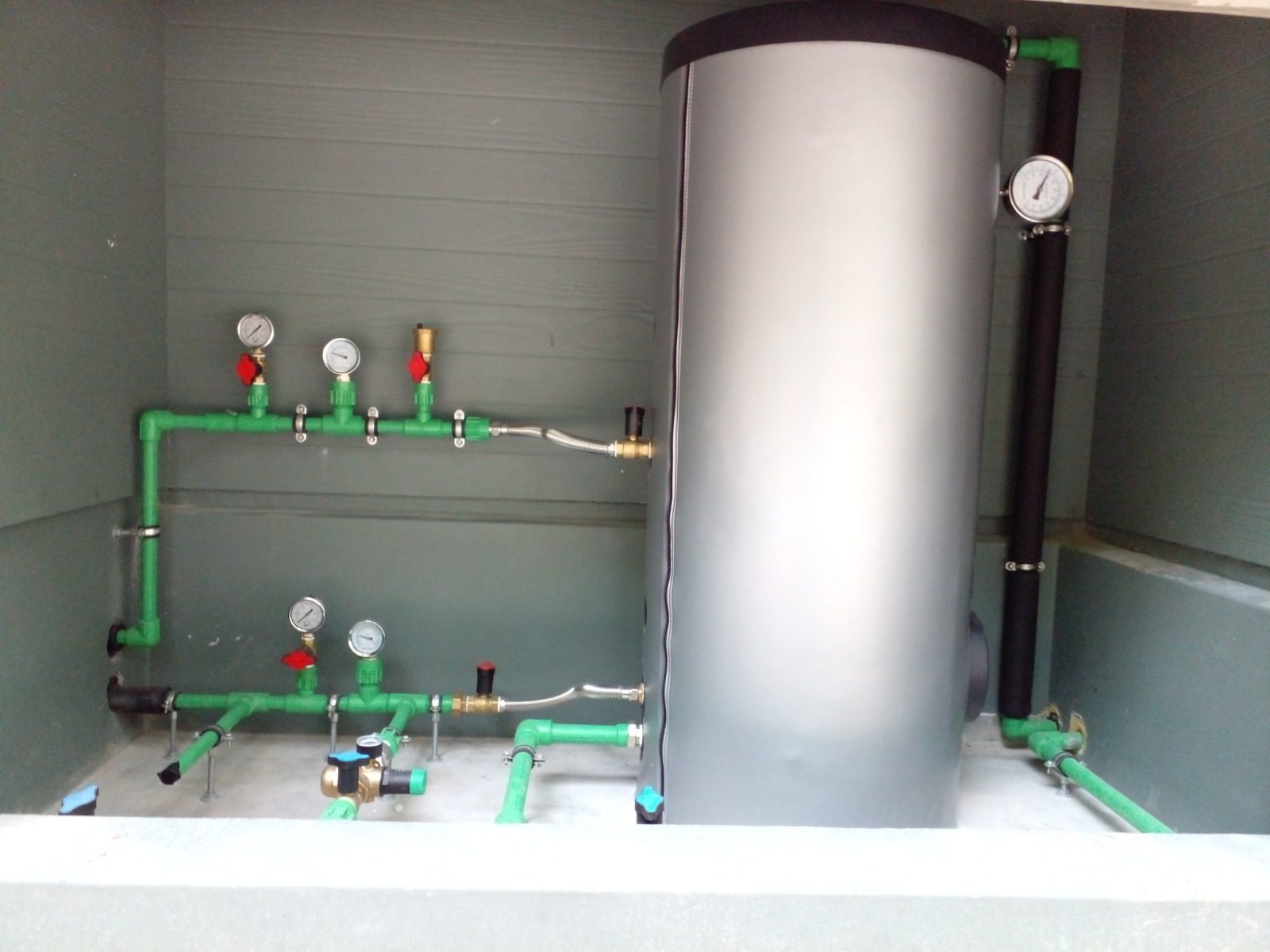 Hot Water Storage & PPR Distribution